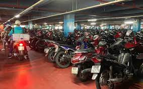 di xe may ra san bay noi bai 12