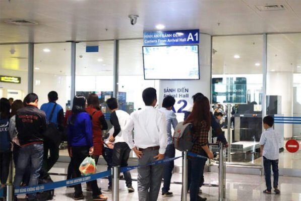 [ Hướng dẫn] Thủ tục đón người thân ở sân bay Nội Bài