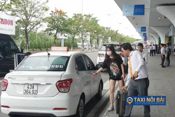 cach di chuyen tu san bay toi ga